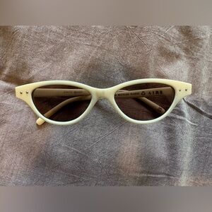 Chic Cream Cat-Eye Sunglasses